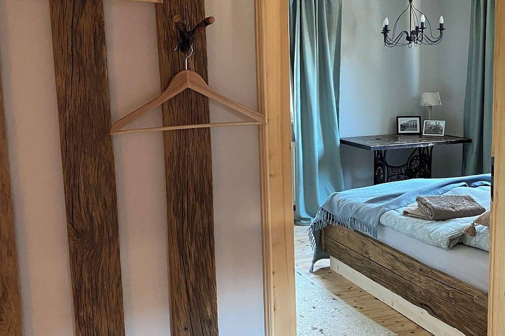 Ganze Wohnung, Gemütliche Ferienwohnung  zum Wohlfühlen 65 qm – mit wunderschönem Bergblick in Raubling, Bayerische Alpen