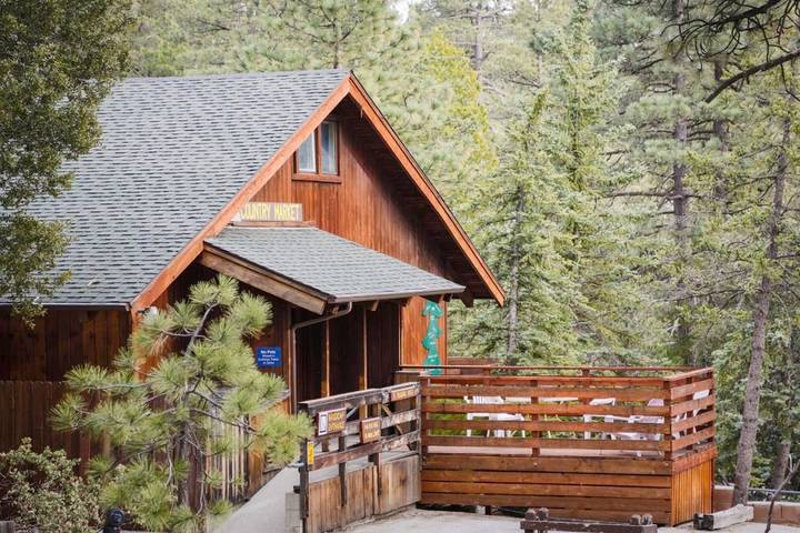 Parque de vacaciones para 5 personas, con piscina y terraza en California