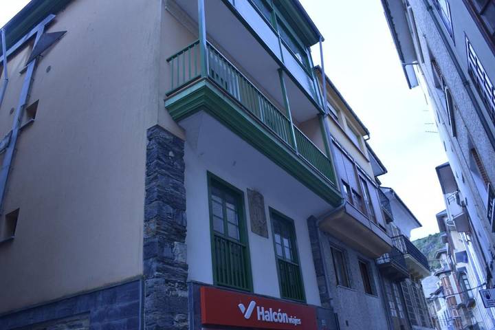 Gîte pour 2 personnes, avec balcon et vue dans Luarca - 3