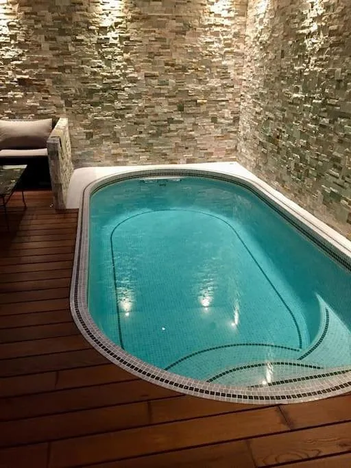 Villa für 10 Personen, mit Whirlpool und Garten sowie Pool - 1