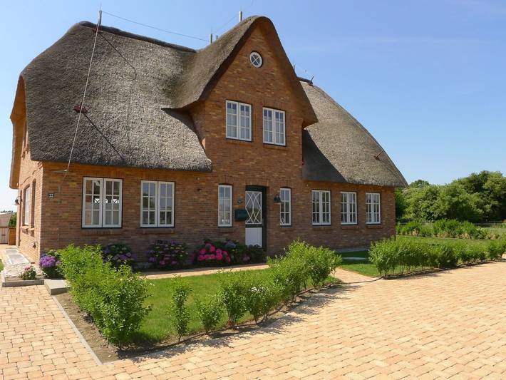 Ferienhaus für 6 Personen, mit Garten und Terrasse sowie Sauna in Borgsum
