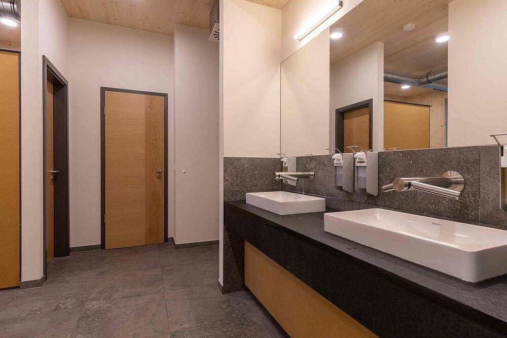 Ganze Wohnung, Doppelzimmer, nicht stornierbar - Hotel 11 Eulen Uelzen in Uelzen, Landkreis Uelzen