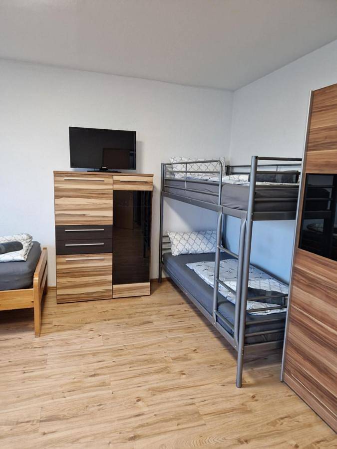 Ferienwohnung für 4 Personen, mit Terrasse und Garten sowie Sauna und Ausblick in Hannover Messe - 3