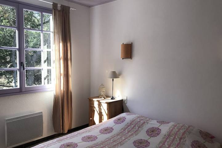 Location de vacances pour 7 personnes, avec balcon et jardin à Camélas - 2