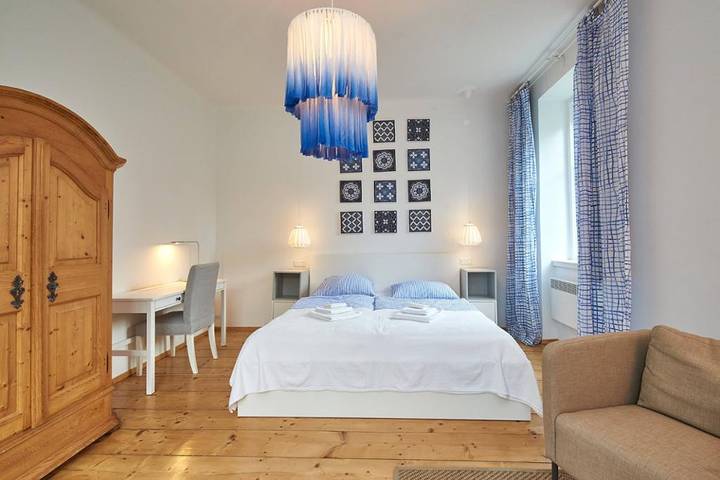 Ganze Wohnung, Landhaus Dodo - Deluxe Apartment Top 5 mit Wintergarten in Payerbach, Wiener Alpen in Niederösterreich