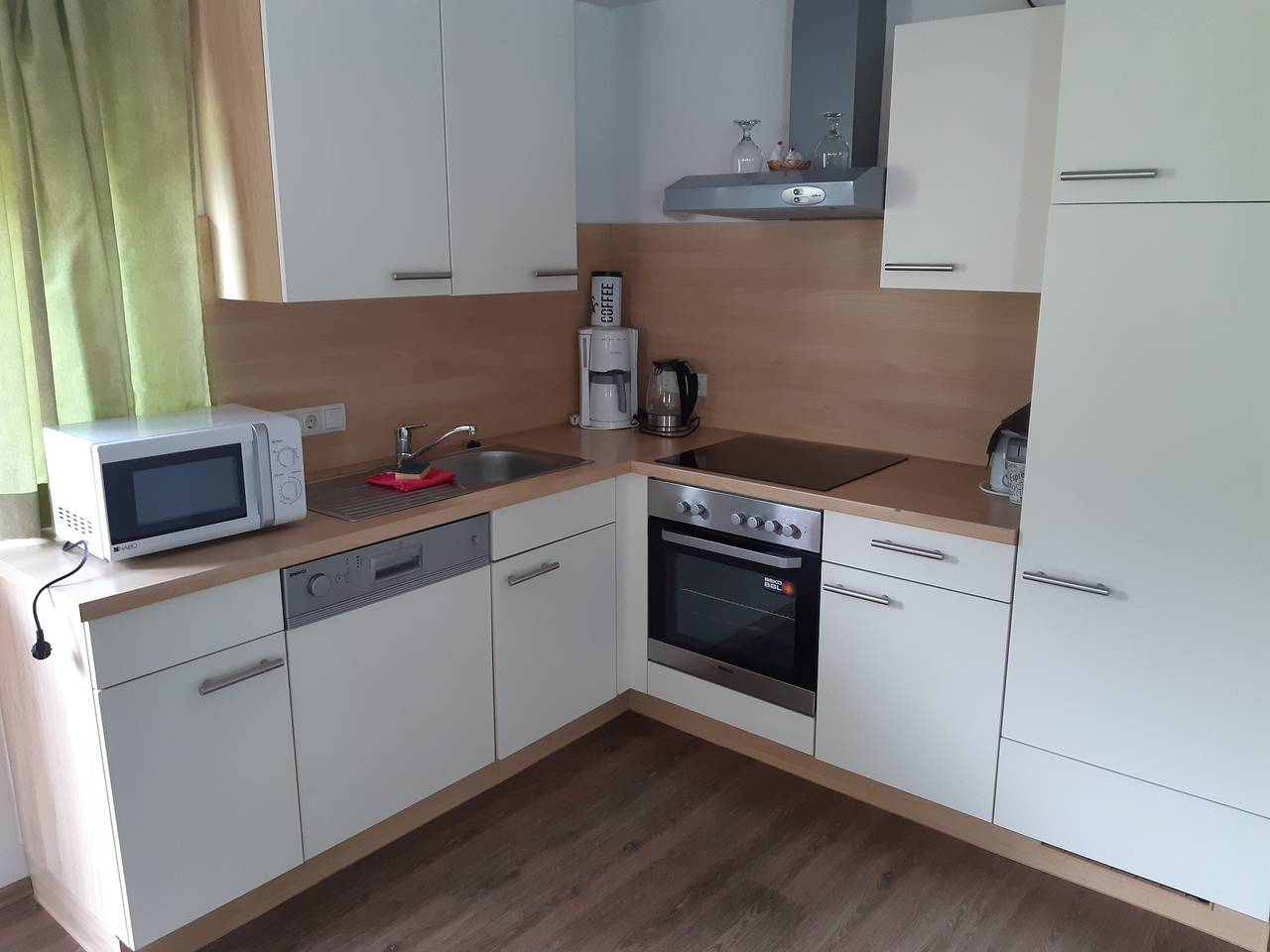 Ganze Wohnung, Ferienwohnung "Gertis Top 1" mit Bergblick, Wlan & Balkon in Stumm, Ski-Optimal Hochzillertal