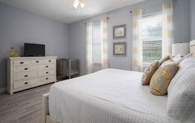 Vacation House for 16 Guests in Destin, Emerald Coast, Picture 2