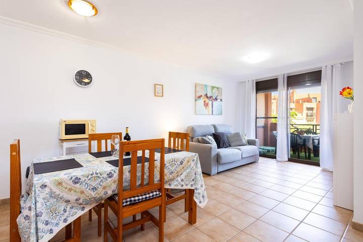 Apartamento entero, Apartamento Vacacional 'Sotavento 3 S' con Piscina Compartida, Wi-Fi y Aire Acondicionado in La Tejita, Granadilla de Abona