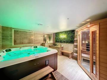 Gîte pour 6 personnes, avec jardin ainsi que jacuzzi et sauna, animaux acceptés à Criquetot-l'Esneval