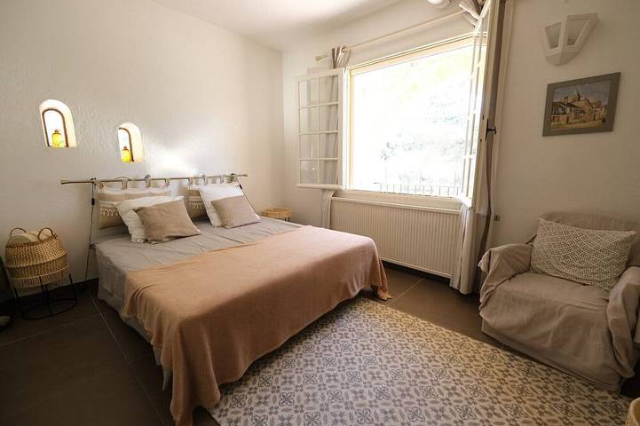 Location de vacances pour 12 personnes, avec jardin et balcon, animaux acceptés à Saint-Chamas - 2