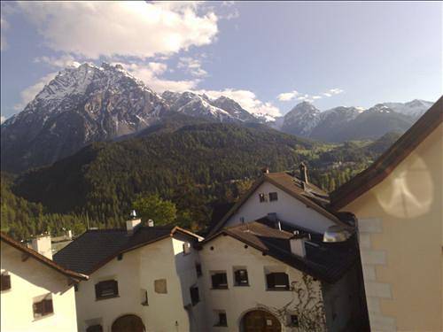 Bnb Hotel & Appartements Chasa Valär - Einzelzimmer mit Etagendusche/Wc in Scuol, Unterengadin