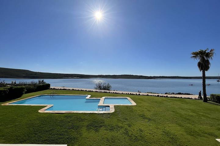 Holiday apartment for 2 people, with balcony and pool as well as garden - 1