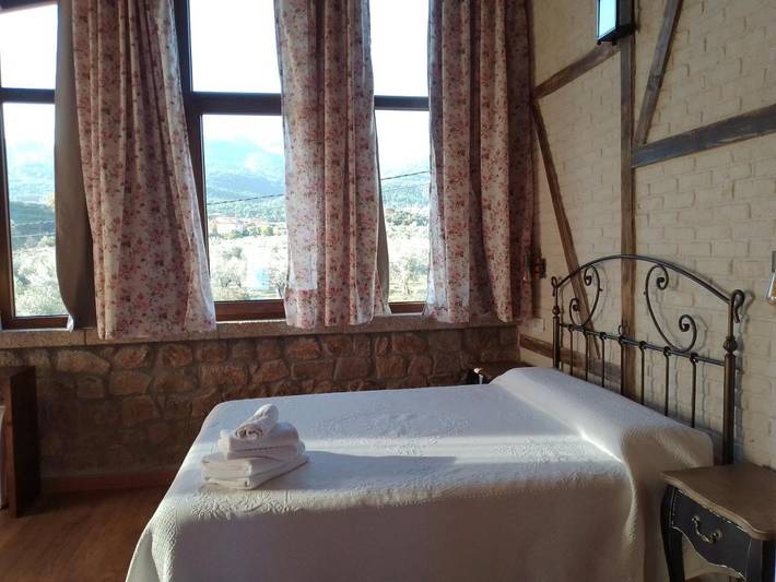 Casa rural para 2 personas, con Balcón y Terraza además de Jardín y Vistas en Sierra de Gata - 3