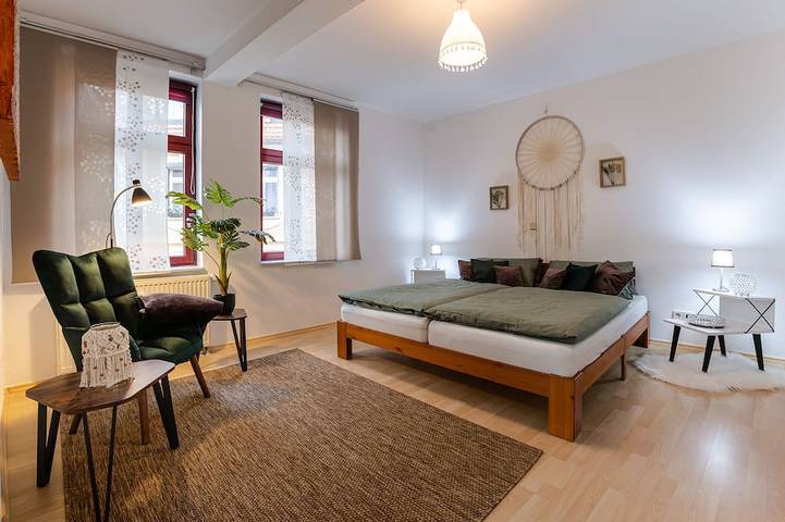 Ganze Wohnung, FeWo \"Schwarzes Gold\" mit 70m² für bis zu 5 Gäste in Naumburg, Saale-Unstrut