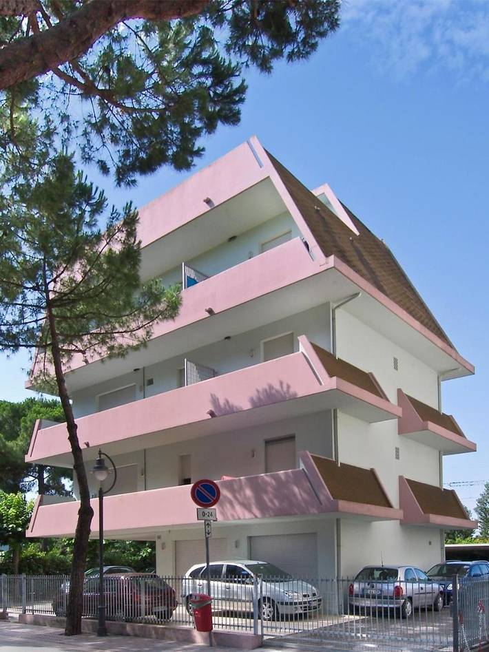 Appartamento per 4 persone, con Balcone e Terrazza nonché Giardino a Igea Marina