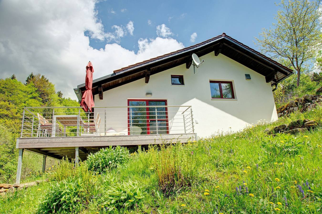 Holiday Home 'Berghütte Waldhäuser' with Mountain View, Private Terrace and Wi-Fi in Neuschönau, Eastern Bavaria