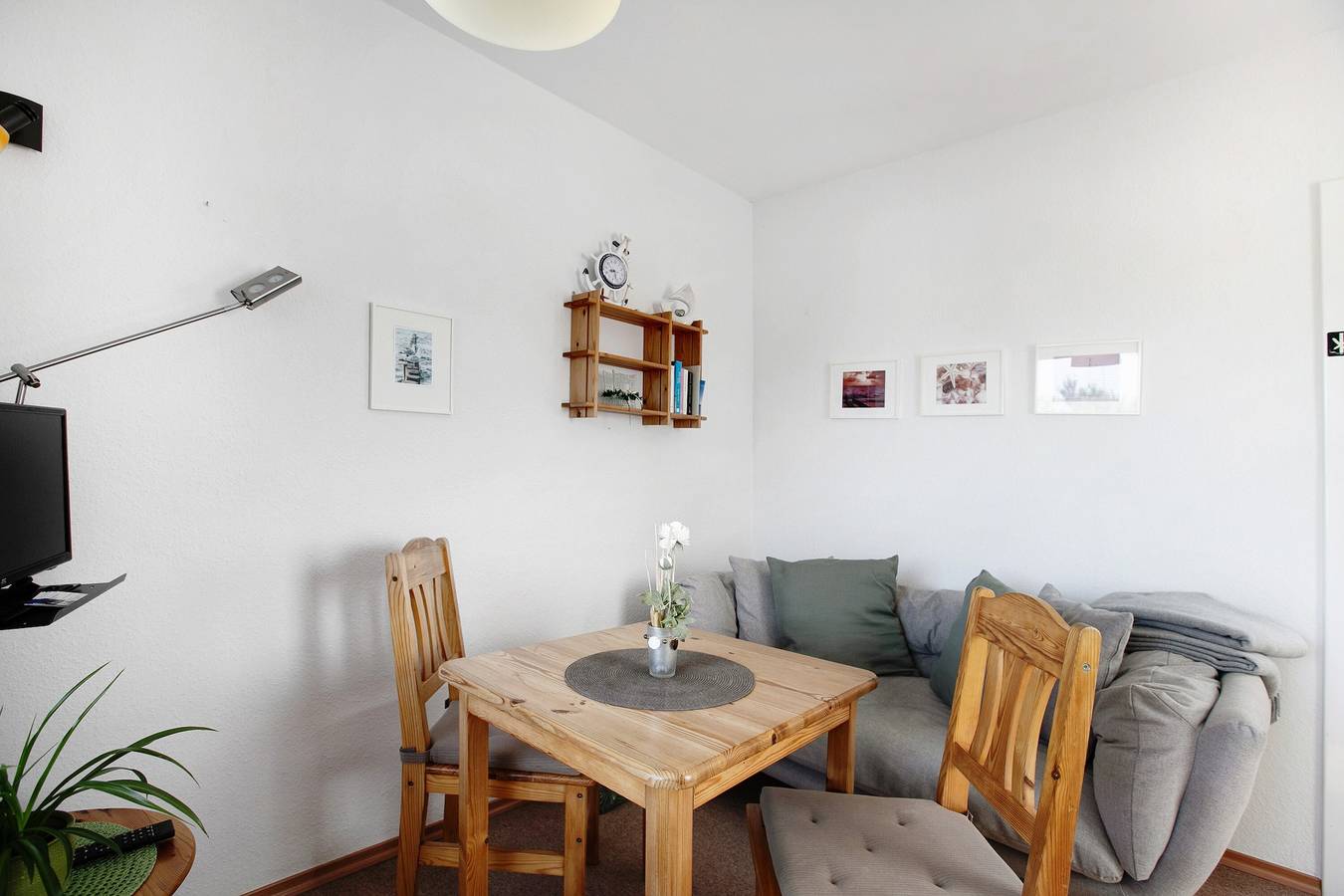 Ganze Wohnung, Ferienwohnung 'Gartenwohnung' mit Gemeinschaftsgarten und Wlan in Stinteck, Westerdeichstrich