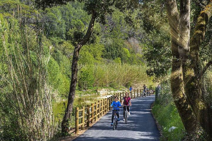 Maison de campagne pour 4 personnes, avec jardin à Ampus
