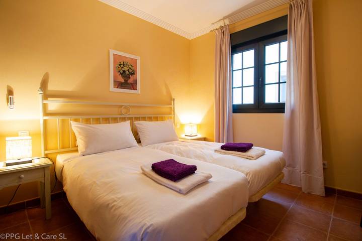 Entire apartment, Holiday apartment for 6 people with terrace in Isla Canela, Ayamonte