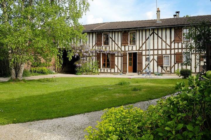 Location de vacances pour 5 personnes, avec jardin, animaux acceptés à Droyes - 2