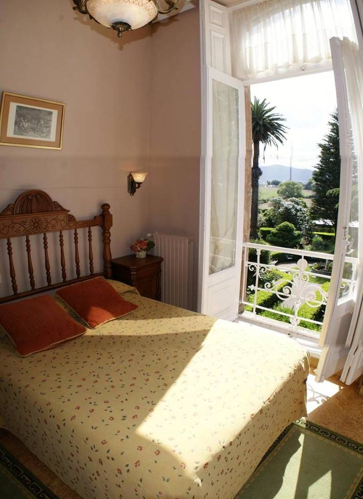 Hôtel pour 3 personnes, avec jardin ainsi que piscine et vue dans Luarca - 4