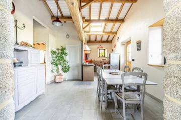 Location De Vacances pour 8 Personnes dans Chanverrie, Région de La Roche-sur-Yon, Photo 4