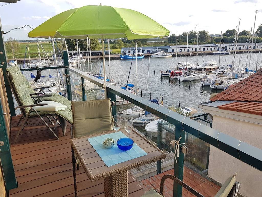 Yachthafenidyll - direkt am Wasser in Usedomer Norden