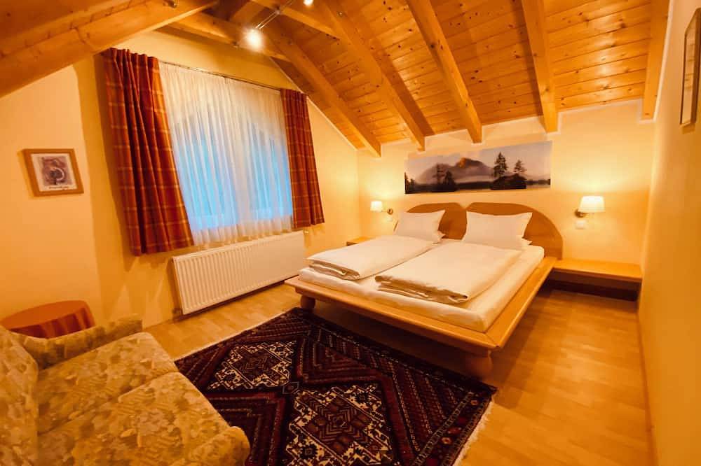 Vacation home with garden Carinthia in Kötschach-Mauthen, Hermagor District