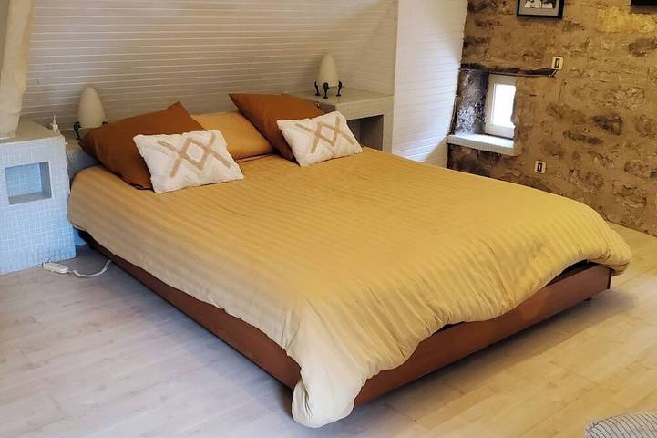 Location de vacances pour 4 personnes, avec jardin et terrasse à Causse-et-Diège - 3