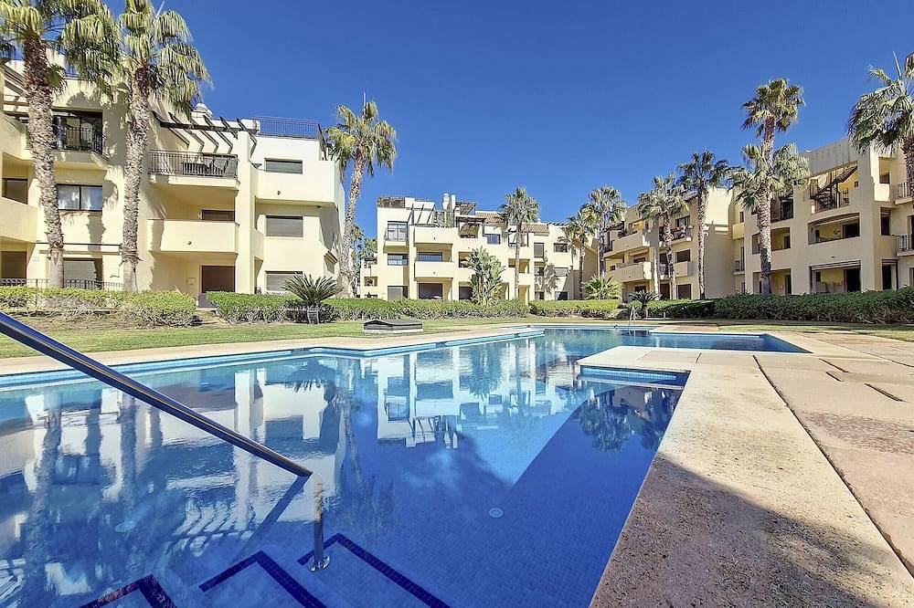 Entire apartment, Penthouse apartment with sea and pool views in Roda Golf, San Javier