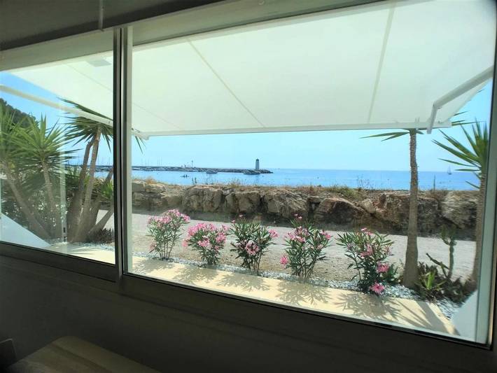 Gîte pour 4 personnes, avec vue et balcon dans Plage de la Pierre au Tambour - 4