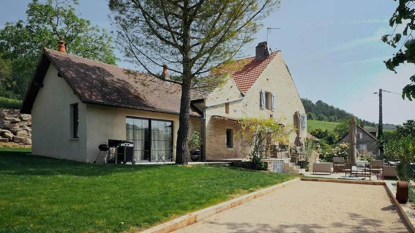 Location de vacances pour 10 personnes, avec vue ainsi que jardin et piscine à Auxey-Duresses - 2