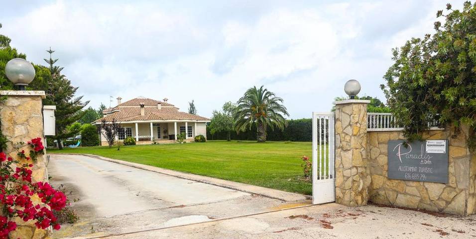 Chalet para 10 personas, con Terraza y Jardín en Delta del Ebro - 2