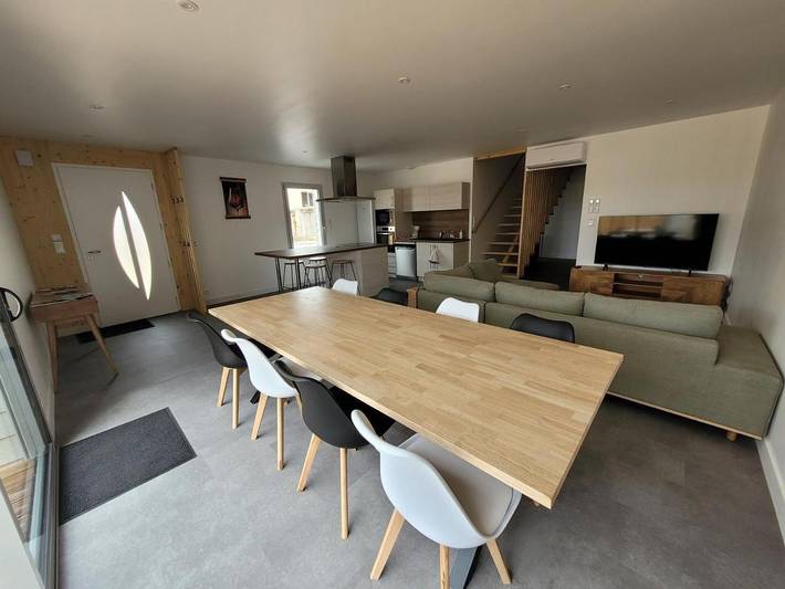 Location de vacances pour 8 personnes, avec terrasse à Secondigny - 2