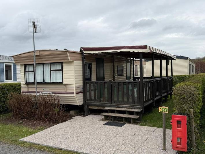 Camping pour 4 personnes, avec Terrasse ainsi que Jardin et Vue