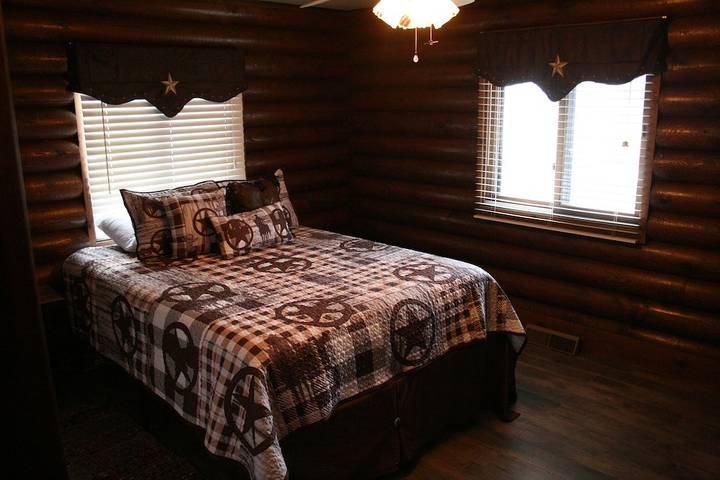 Location de vacances pour 8 personnes, avec terrasse et jardin à Wapiti