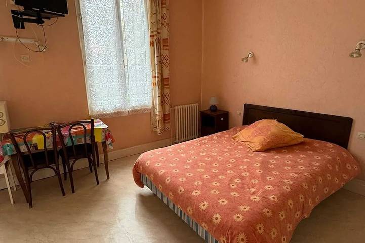 Holiday apartment for 2 people, with garden, with pets - 1