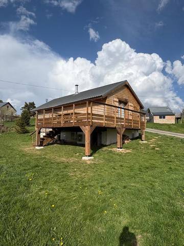 Gîte pour 6 personnes, avec jardin et vue à Camurac