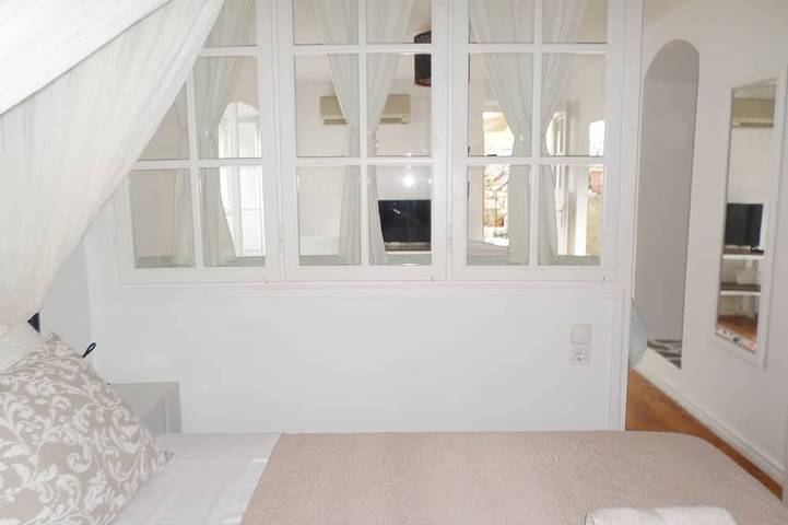 Location de vacances pour 3 personnes, avec terrasse, animaux acceptés à Hydra - 4