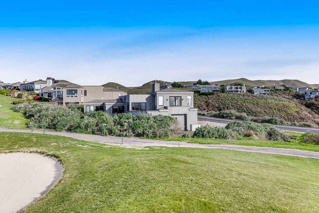 Dreamy Bodega Bay Haven w/ Golf Course & Ocean Views - Decks, Fireplace & Wifi in Bodega Bay, California North Coast