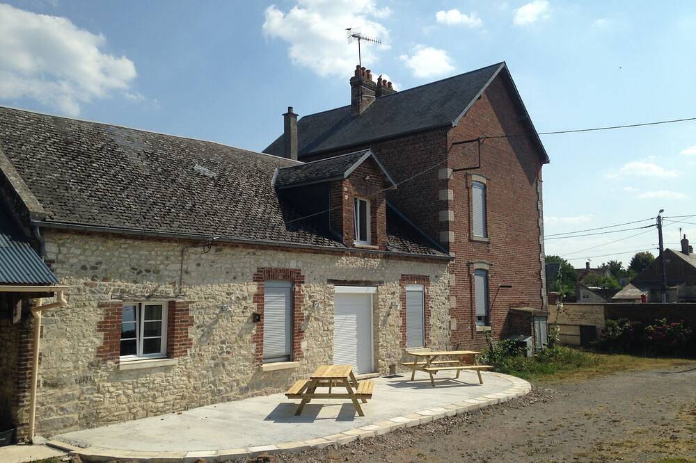 Location De Vacances pour 18 Personnes dans Monceau-le-Waast, Aisne