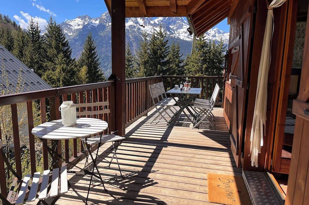 Chal'Oz, charming and comfortable chalet near the ski slope (150m) in Oz, Écrins National Park
