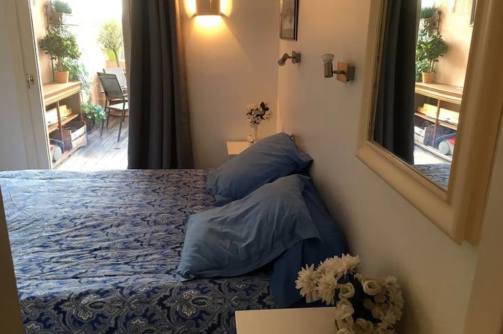 Entire apartment, Les Hauts De Vaugrenier Beautiful duplex with pool in Villeneuve-Loubet, Mediterranean Coast (France)