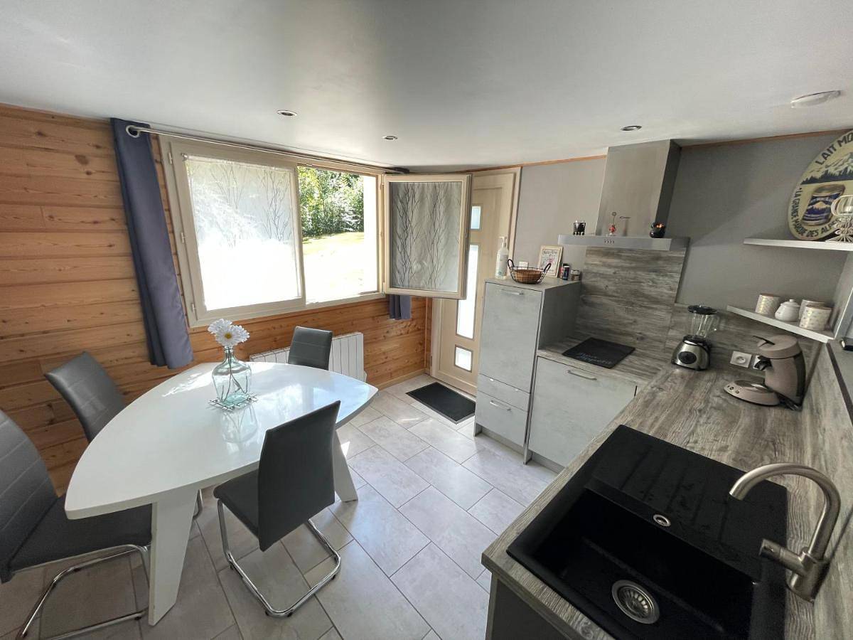 Appartement entier, Les 3 marguerites in Luzenac, Pyrénées