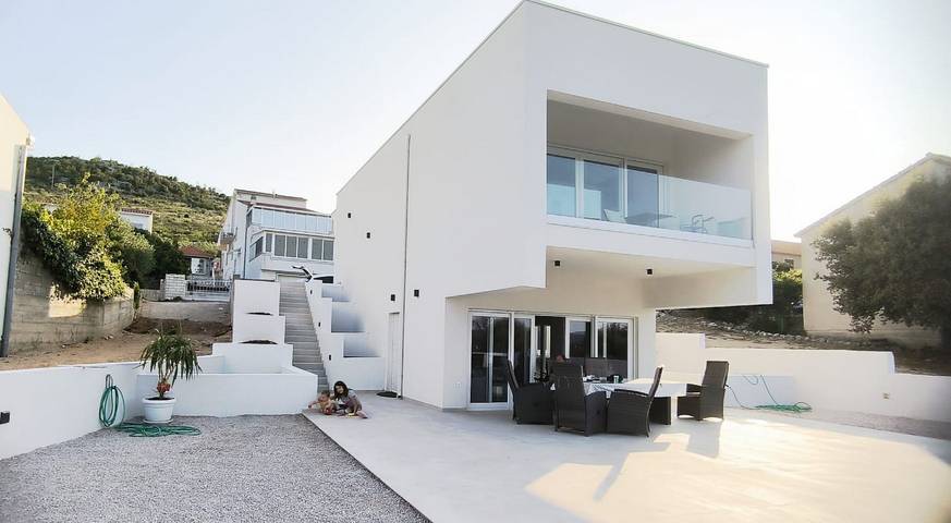 Villa für 5 Personen, mit Pool und Garten sowie Terrasse, mit Haustier - 1