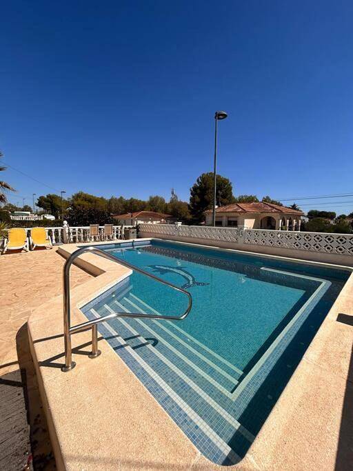 Casa rural para 9 personas, con terraza además de piscina y jacuzzi en Pilar de la Horadada - 2