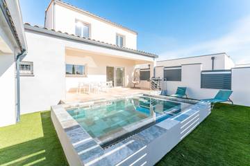 Ferienwohnung für 2 Personen, mit Whirlpool und Sauna in Gard