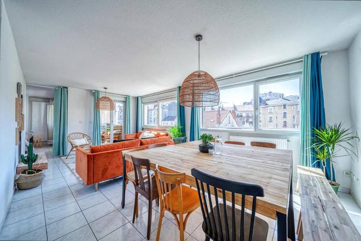 Ferienwohnung für 16 Personen, mit Terrasse und Ausblick in Grenoble - 3