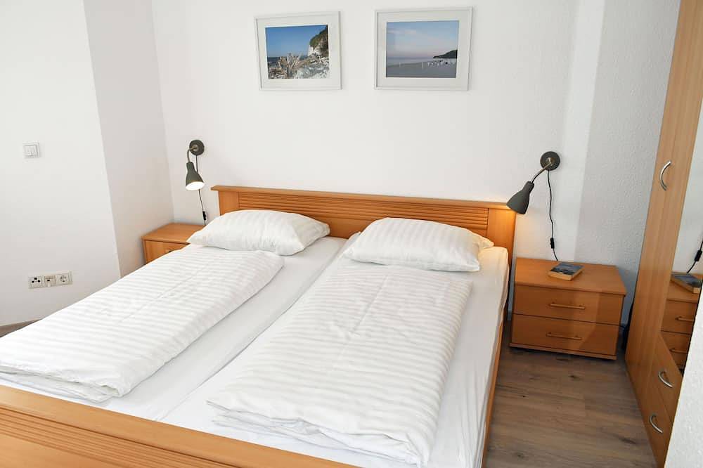 Ganze Wohnung, 2-Raumferienwohnung m. Terrasse Zweierkoje - schöne Ferienwohnungen mit Terrasse in Thesenvitz, Bergen auf Rügen