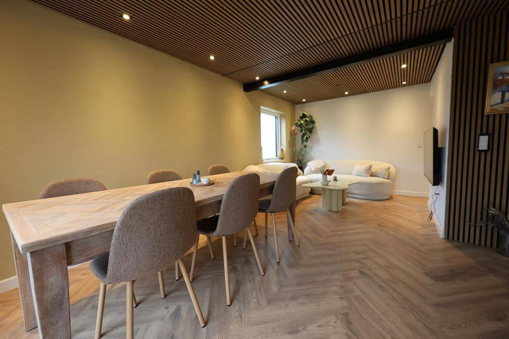 Neu renoviertes Stadthaus, in dem Hunde erlaubt sind und das über 2 Badezimmer verfügt in Hvide Sande, Holmsland Klit